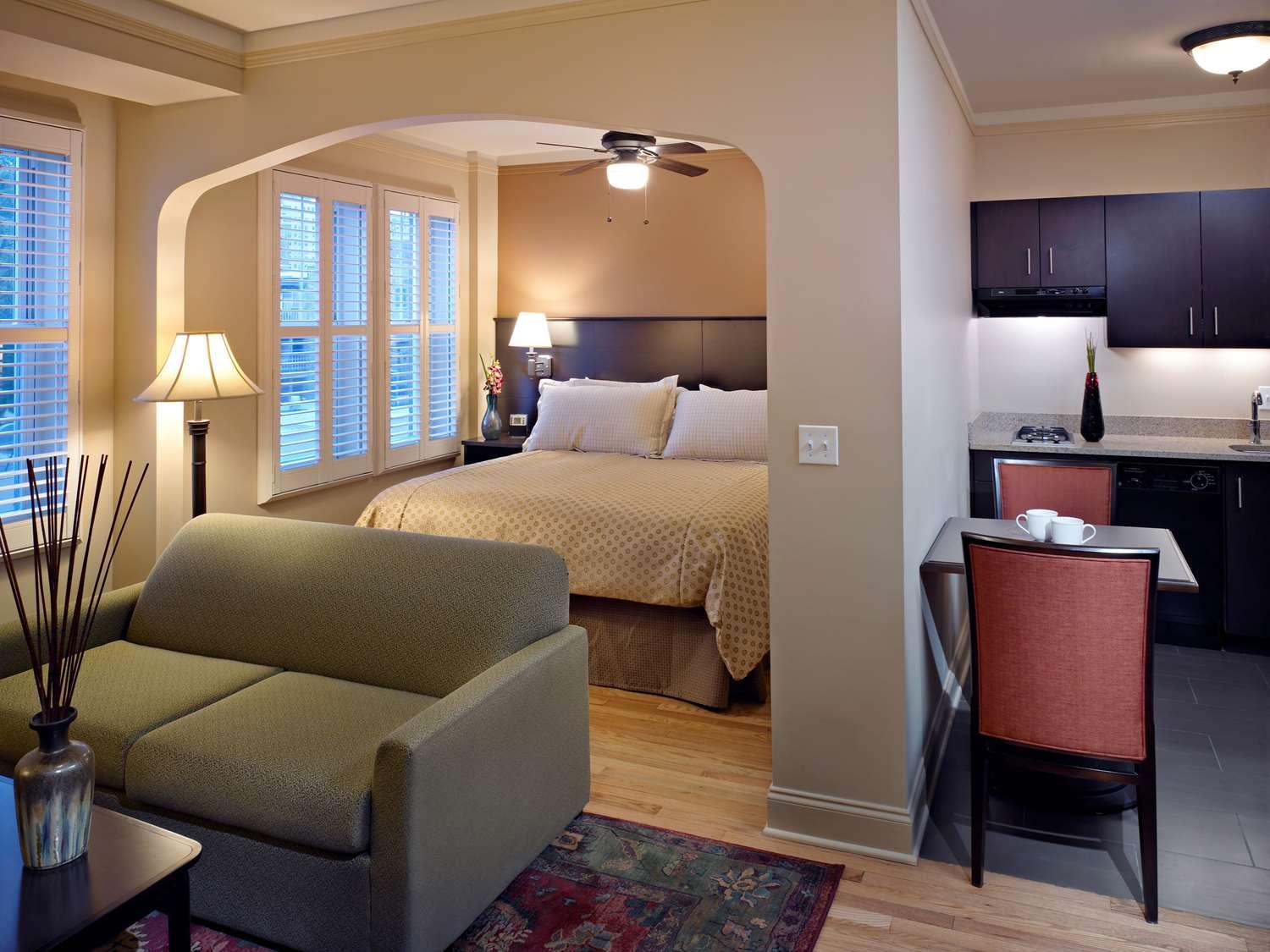 שיקגו Best Western Plus Hawthorne Terrace Hotel מראה חיצוני תמונה