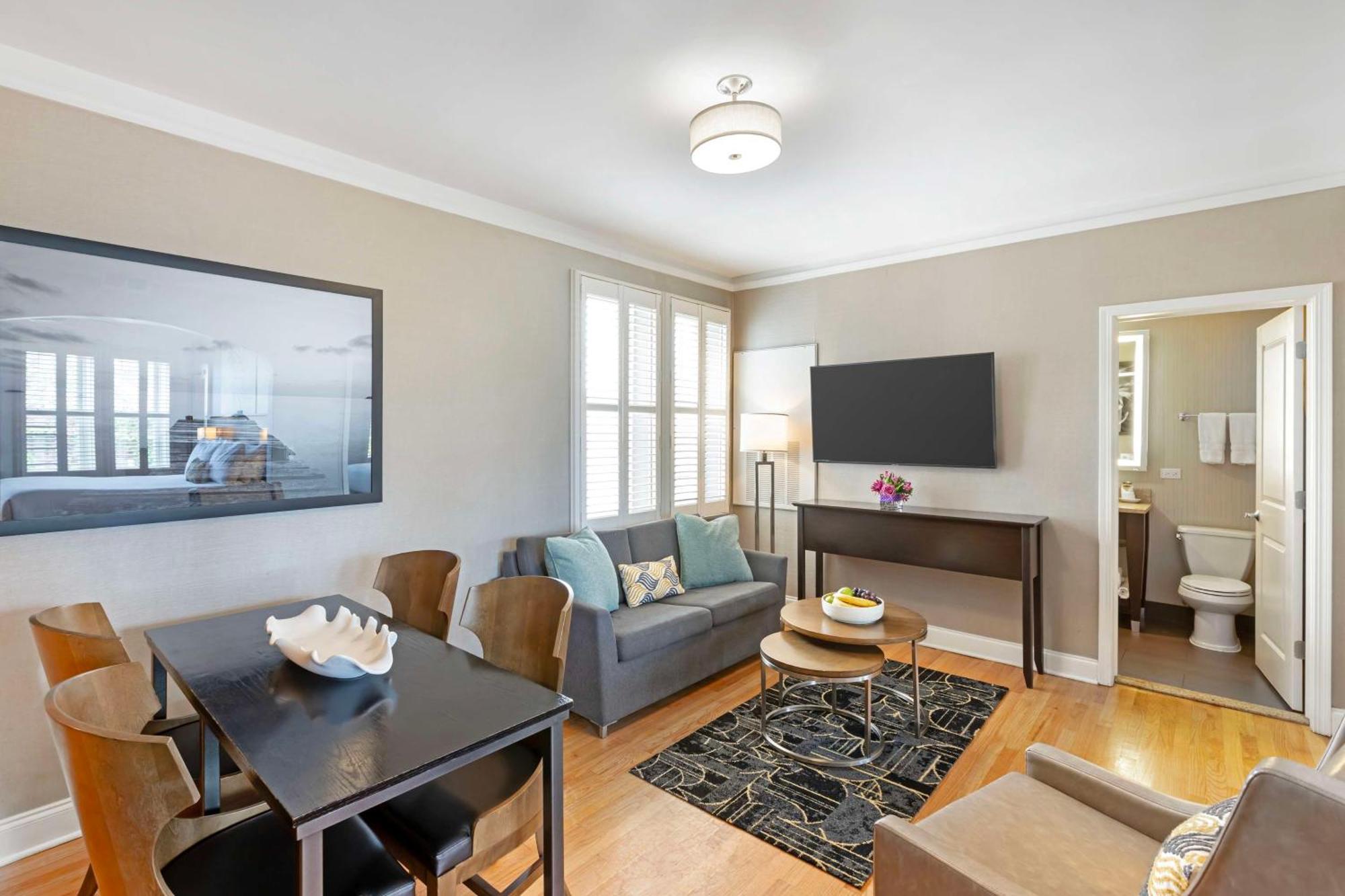 שיקגו Best Western Plus Hawthorne Terrace Hotel מראה חיצוני תמונה