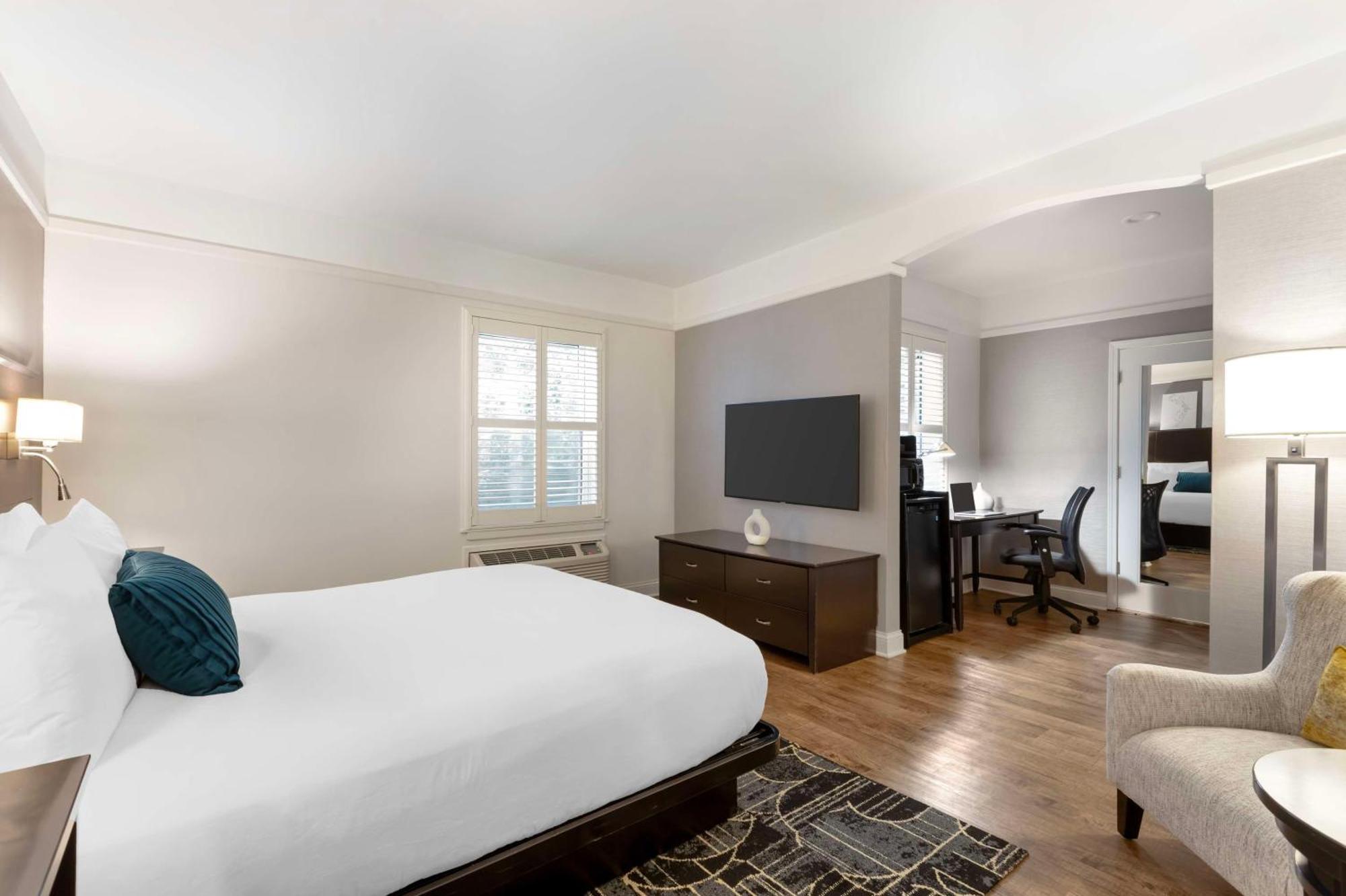 שיקגו Best Western Plus Hawthorne Terrace Hotel מראה חיצוני תמונה